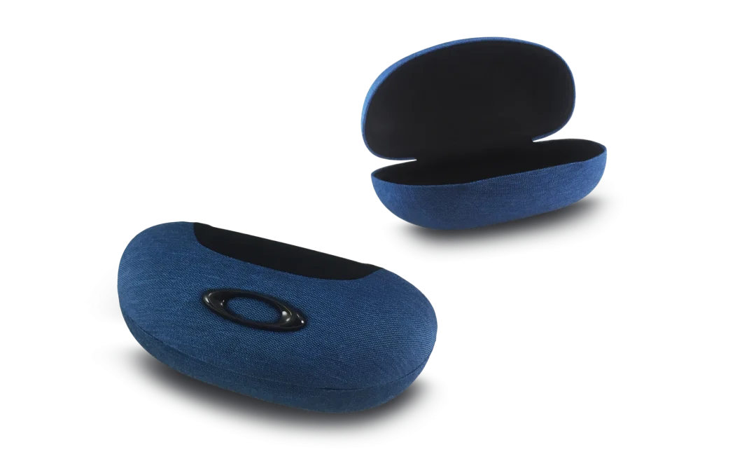 OAKLEY AOO1590AT Accessory case 000017